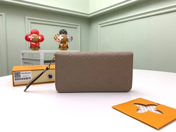 l0*is V*t0n zippy wallet