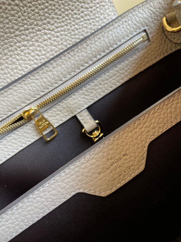 l0*is V*t0n capucines bb