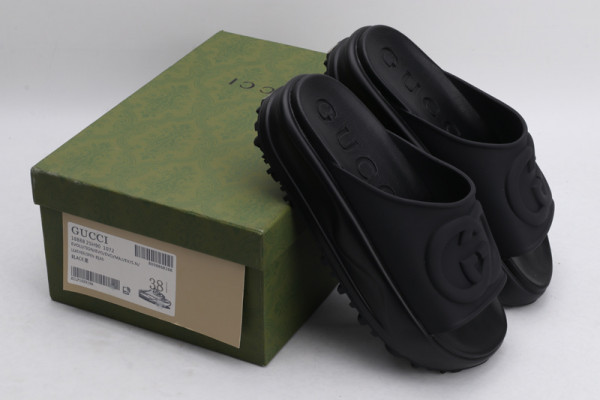 G*u*i slide with interlocking g