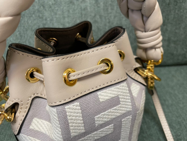 F**di mon tresor-12*18*10cm