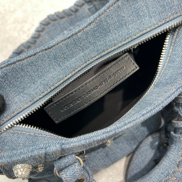 Ba*len*cia*ga neo cagole xs handbag