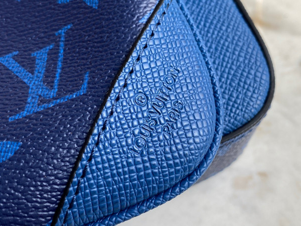 l0*is V*t0n trio messenger