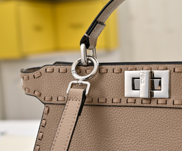 F**di peekaboo iseeu petite-20x11x10cm