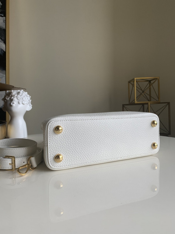 l0*is V*t0n capucines bb