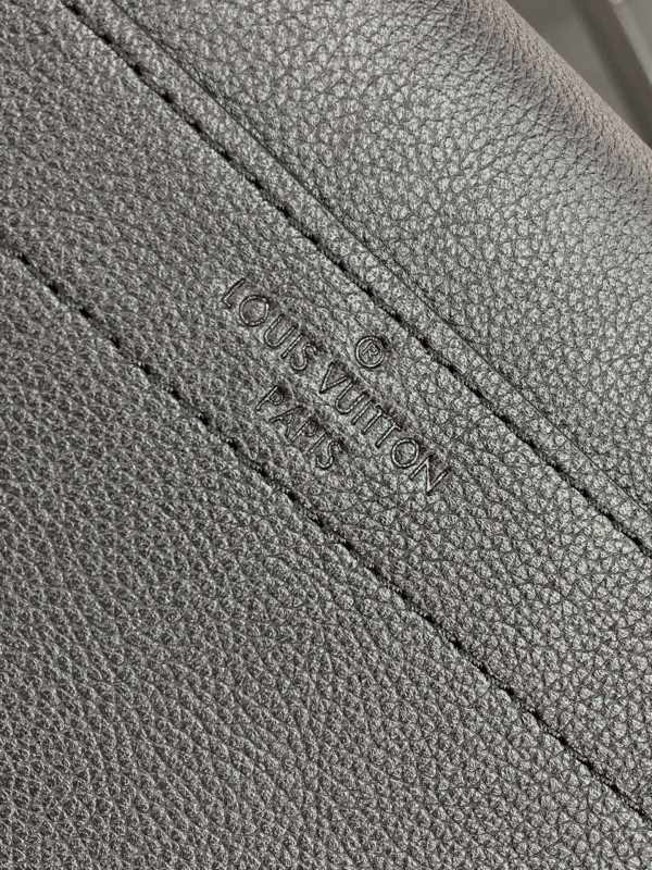 l0*is V*t0n lockme chain pm