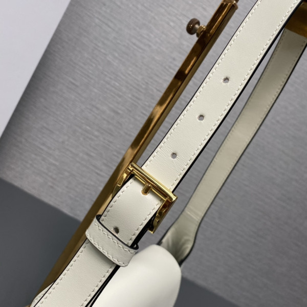 Pra*a crossbody bag -24*15*5cm