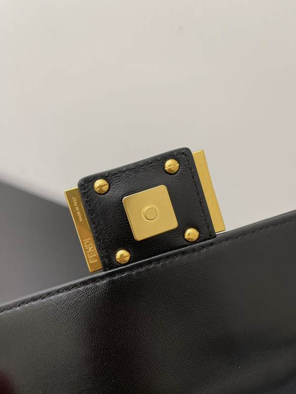 F**di baguette-19*10*4cm