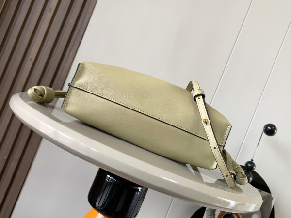 Lowee Mini Flamenco clutch-23*18*9cm