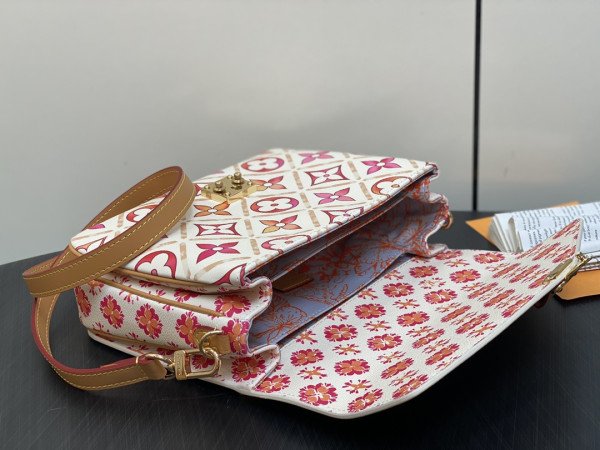 l0*is V*t0n pochette metis-25*19*7cm