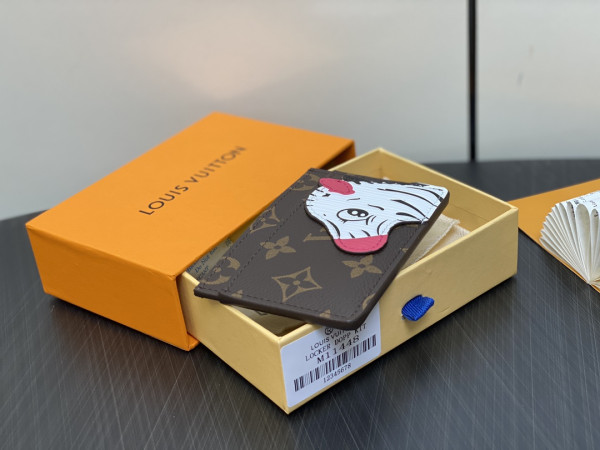 l0*is V*t0n card holder-11*7*0.5cm