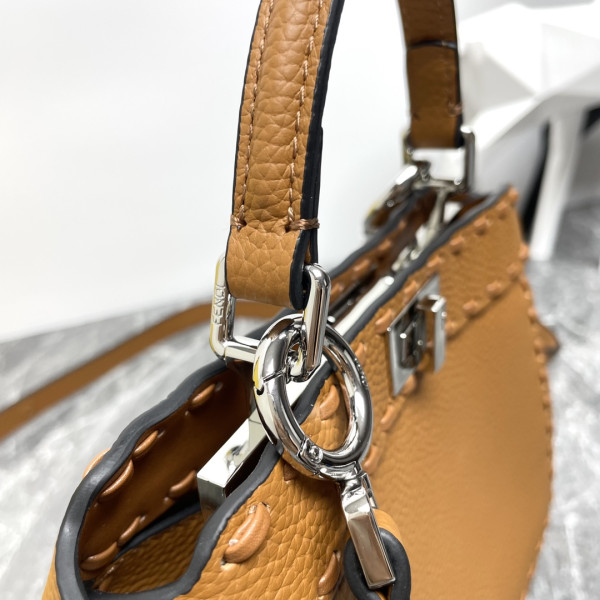 F**di peekaboo iseeu petite-20x11x15cm