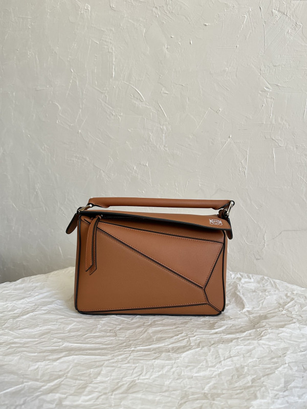 Lowee Small Puzzle Bag-24*16*10.5cm