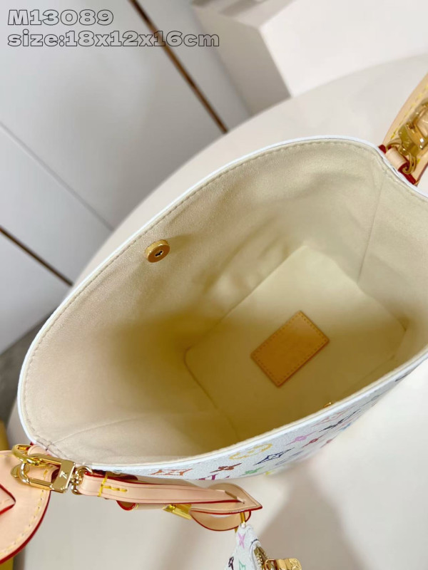 l0*is V*t0n all in bb