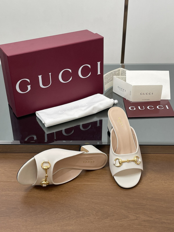 G*u*i horsebit slide