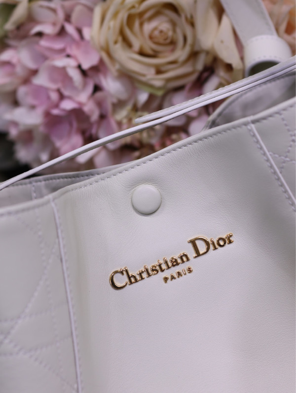 Diro Medium Signature Bucket Bag - 24*23*14CM