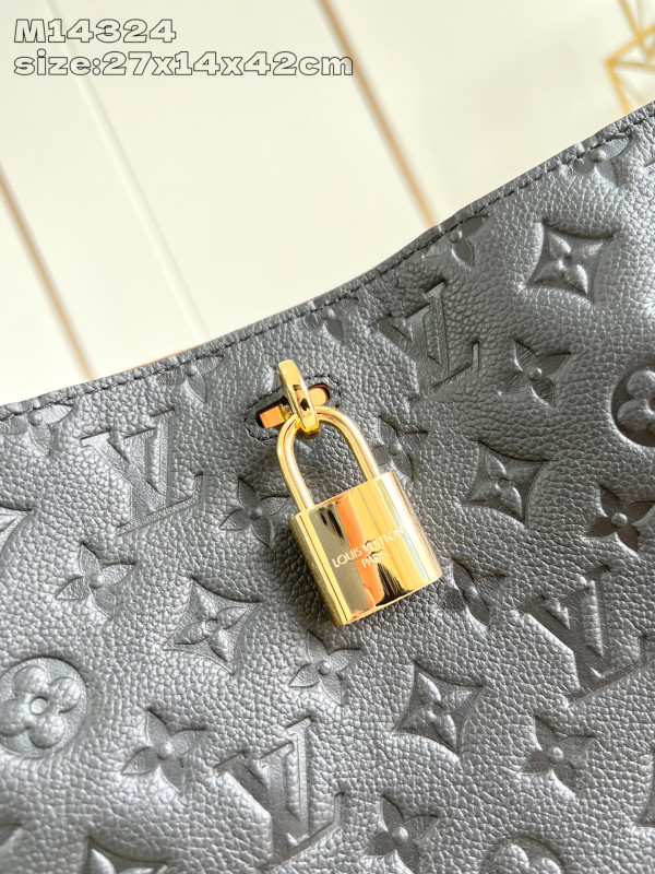 l0*is V*t0n anytime mm - 27*14*42cm