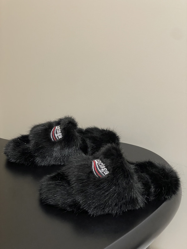 Ba*len*cia*ga slides