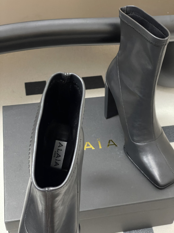 ALAIA BOOTS-10CM